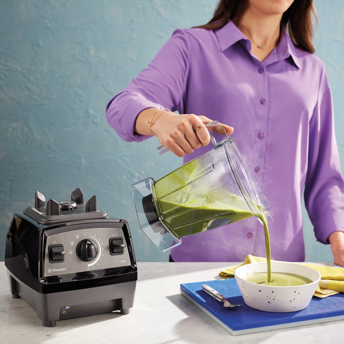 Vitamix Propel 510 control panel with preset buttons product image with detailed view and professional lighting